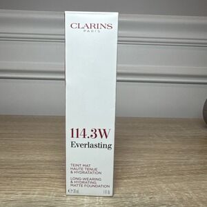 Clarins Everlasting Full Coverage Long Wearing & Hydrating Matte 114.3W‎ 30ml